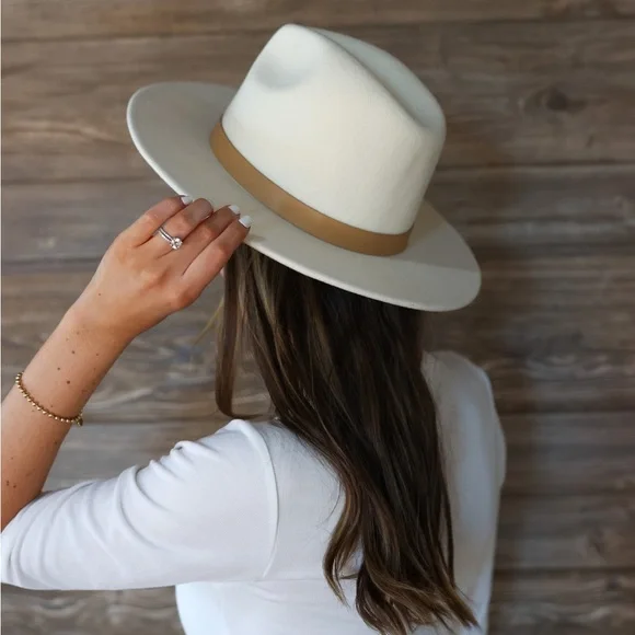 Lack of Color The Fader hat. White/ivory tan - Picture 2 of 14